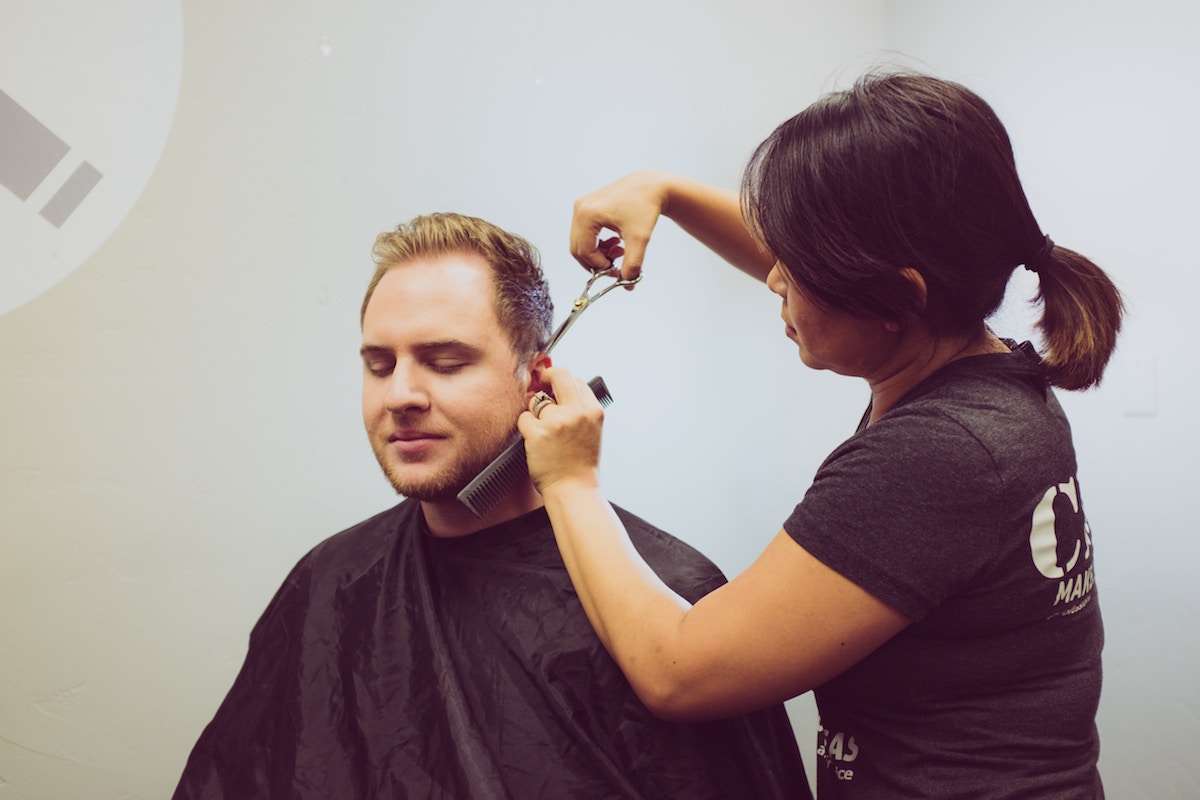 Dating A Female Barber: The Ultimate Guide To Love & Style!