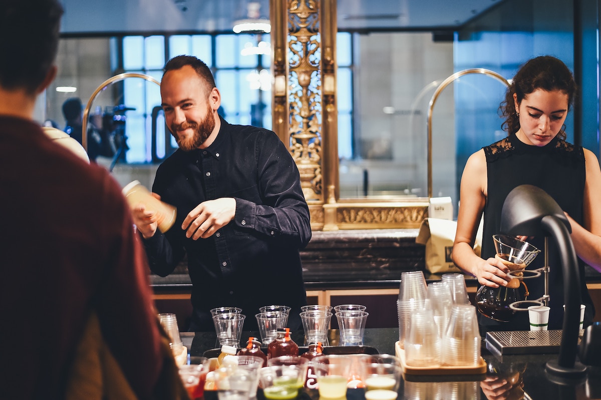 Bartending And Relationships: The Recipe For A Perfect Relationship Cocktail Behind The Bar!