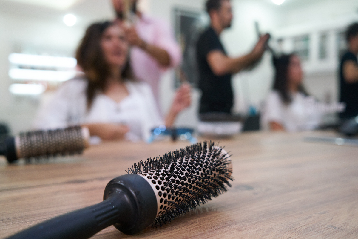 Never Date A Hairdresser? Debunking Myths & Revealing Truths!