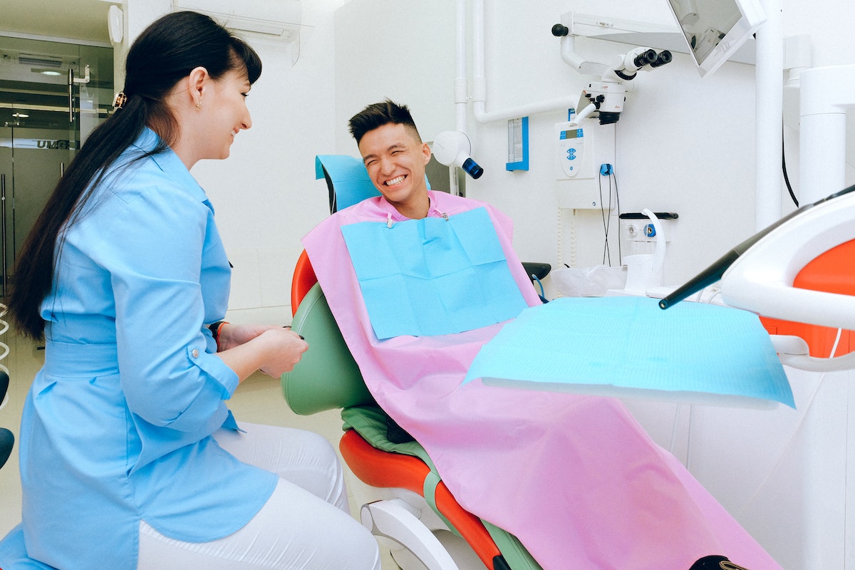 Can Dental Hygienists Date Patients? Crossing The Ethical Line!